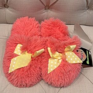 NWT Sweet Slippers Fluffy Foamy Soft